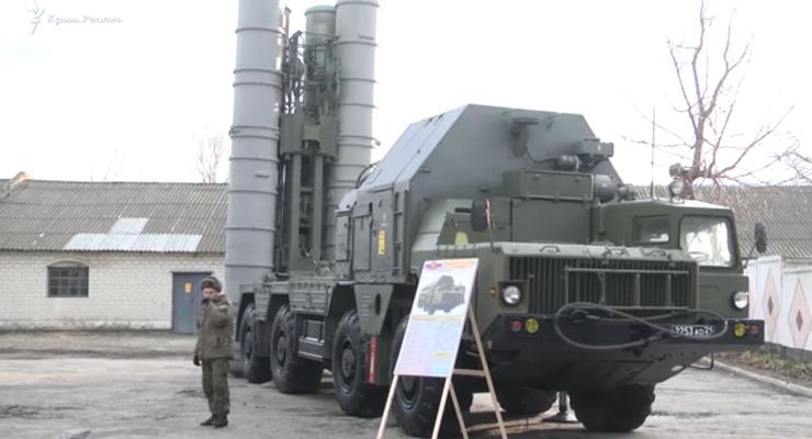Появилось видео ракетного комплекса С-400 в оккупированном Крыму