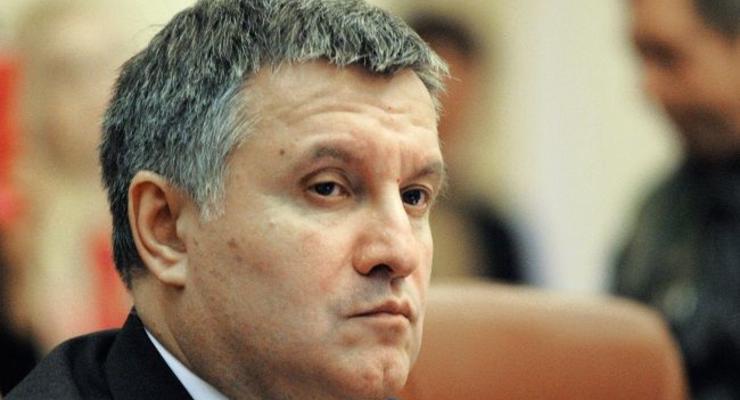 Аваков считает, что Украина вернет контроль над границей за две недели