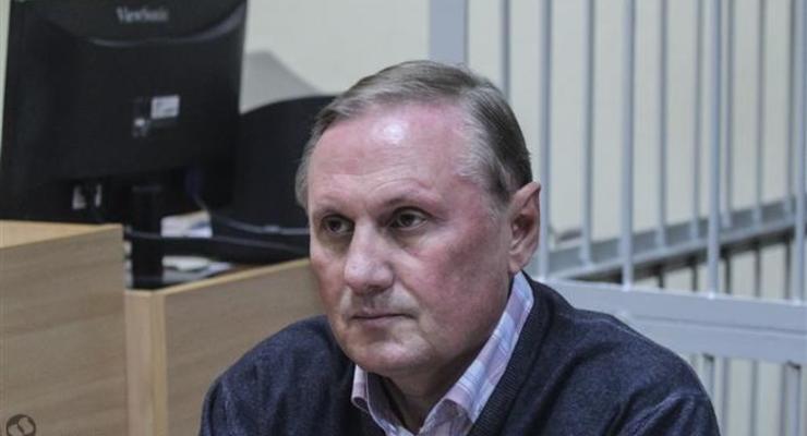 Старобельский суд продлил арест Ефремову, адвокаты отрицают