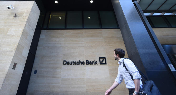 Deutsche Bank предсказал отмену санкций против РФ