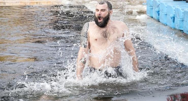Крещение в Киеве: спасатели назвали безопасные для купания места