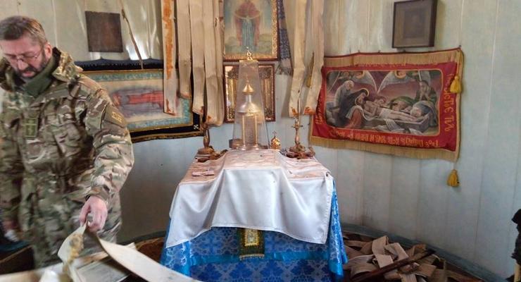 В Мариуполе подожгли церковь Киевского патриархата