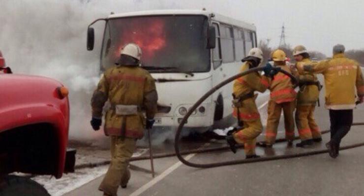 В Запорожской области горел пассажирский автобус