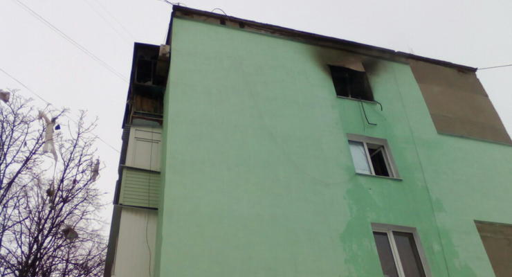 Взрывной волной женщину выбросило с пятого этажа: под  Харьковом прогремел мощный взрыв