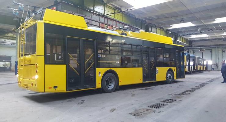 В Киев прибыли новые троллейбусы