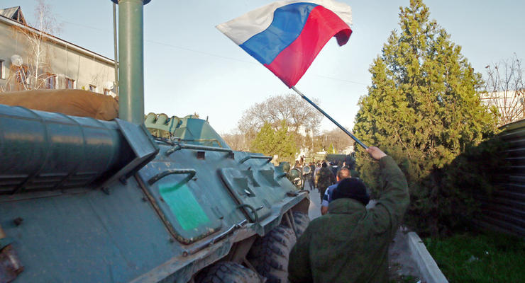 В Крыму пьяные российские военные устроили массовую драку с местными жителями