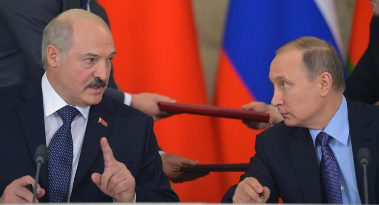 Лукашенко: Россия боится, что Беларусь уйдет на Запад