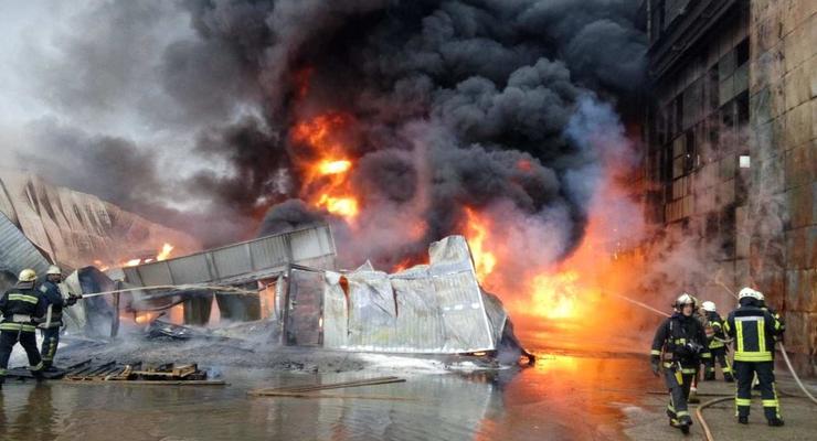 В Подольском районе вспыхнул масштабный пожар