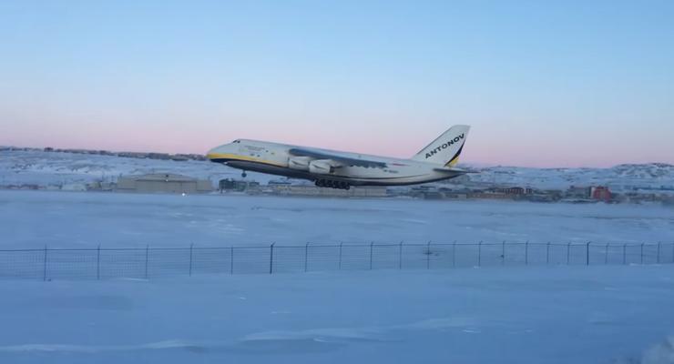 Ан-124 Руслан спас швейцарский Boeing в Канаде