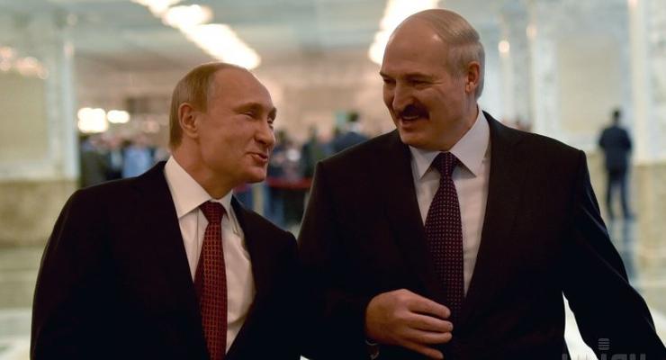 Лукашенко предложил России склеить отношения