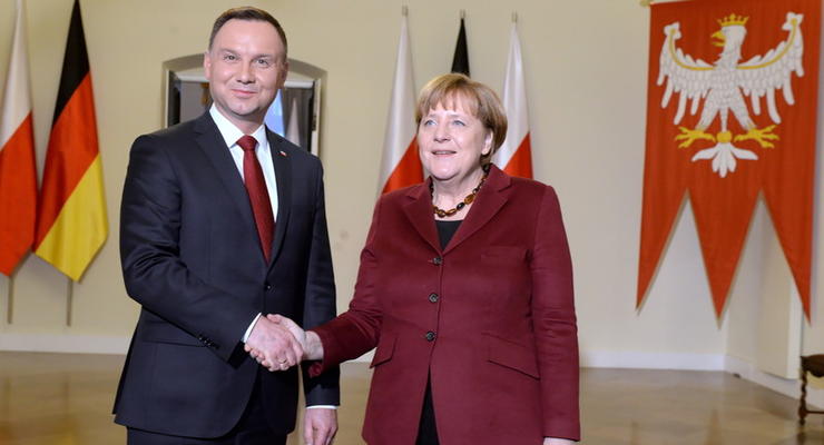 Дуда и Меркель против прежних контактов с РФ до решения конфликта