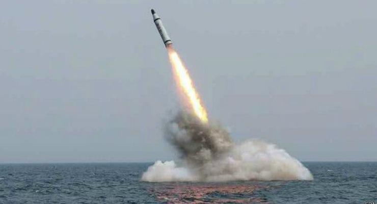Пентагон: Северная Корея запустила ракету средней дальности