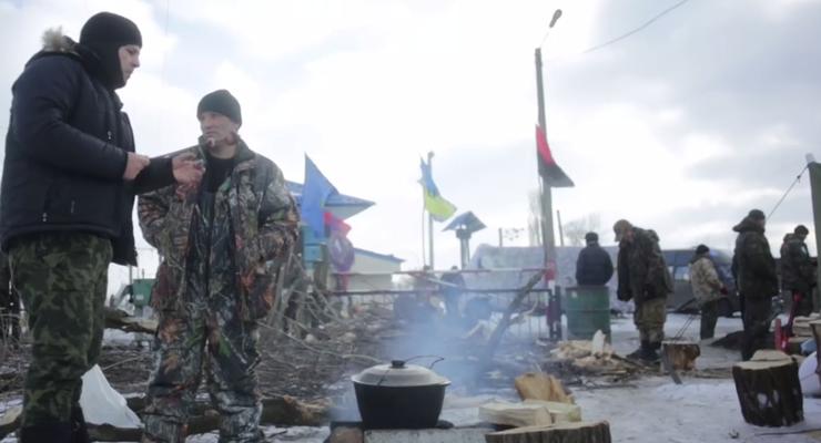 Блокада Донбасса: активисты заблокировали еще одно направление