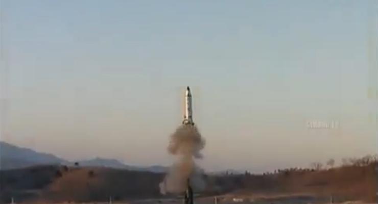 КНДР показала запуск своей баллистической ракеты - СМИ