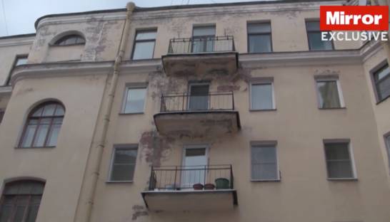 Журналисты показали дом, в котором вырос Путин