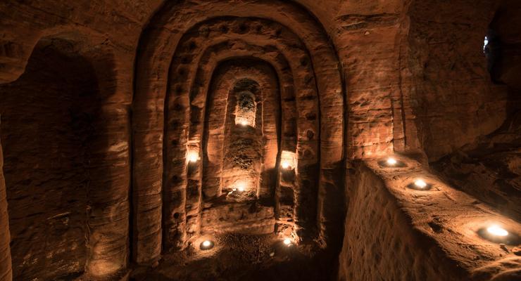 Кроличья нора в Англии привела к подземному храму
