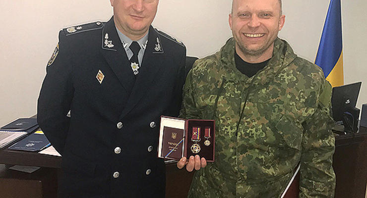 Ругавшийся с Парасюком полковник получил орден от Порошенко