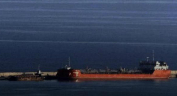 В Испании танкер РФ протаранил рыболовное судно - СМИ