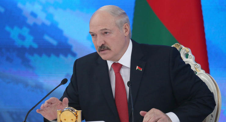 СМИ: Лукашенко готовится к большой войне