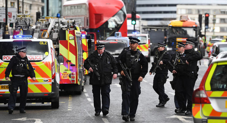Умер раненый в ходе теракта в Лондоне полицейский - СМИ