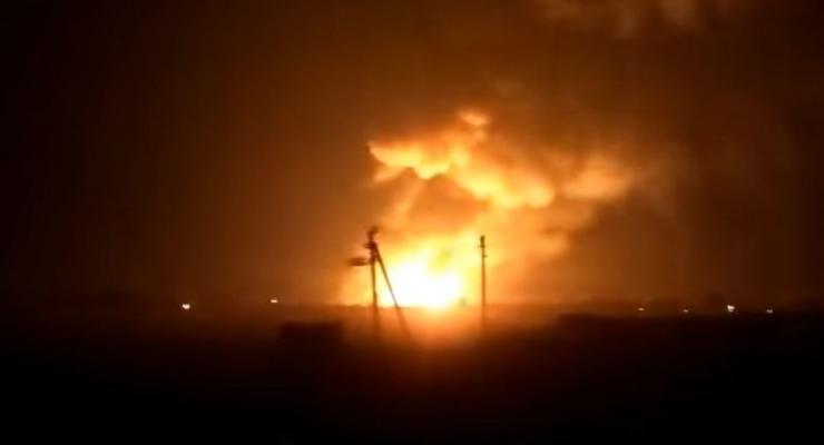 В Харьковской области загорелся склад боеприпасов: взрывы и эвакуация жителей
