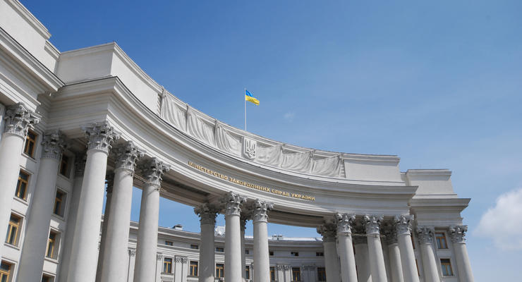 Украина усилит безопасность иностранных диппредставительств – МИД