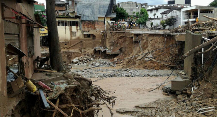 Сход оползней в Колумбии: погибли более 200 человек