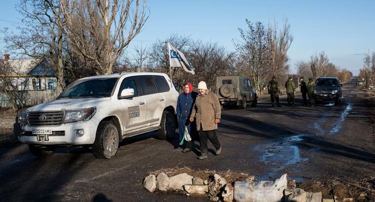 ОБСЕ: В Саханке боевик открыл огонь возле патруля и оскорбил наблюдателей