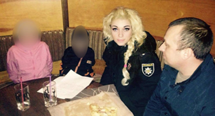 В Черкассах женщина выпила лишнего и забыла детей в кафе