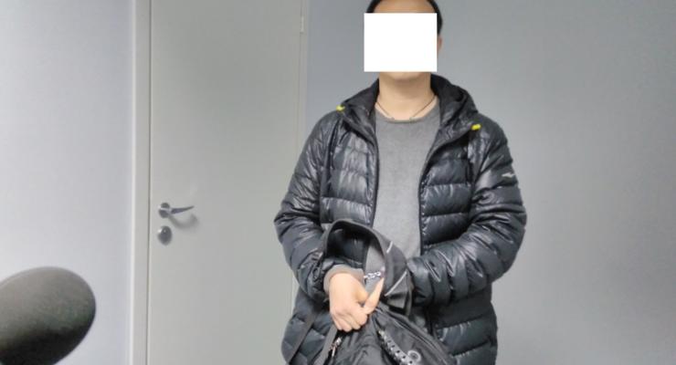 В аэропорту Борисполь задержали сутенера из Китая