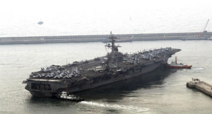 США отправили к берегам Кореи атомный авианосец