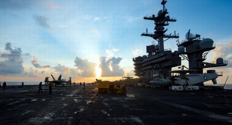 Ударная группа ВМС США идет к берегам Кореи с Томагавками - СМИ