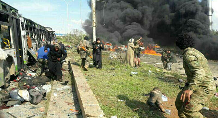 Взрыв у автобусов с переселенцами в Сирии: погибли свыше 100 человек