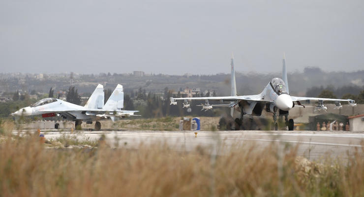 Авиация Асада после удара США перемещена к авиабазе России - СМИ