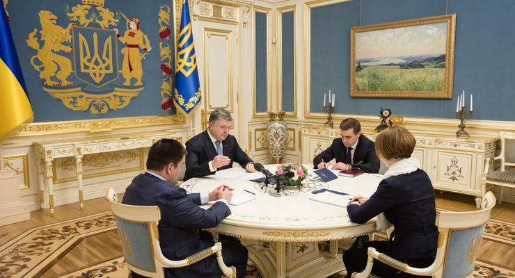 Порошенко: Суд ООН признал Россию стороной Минских соглашений