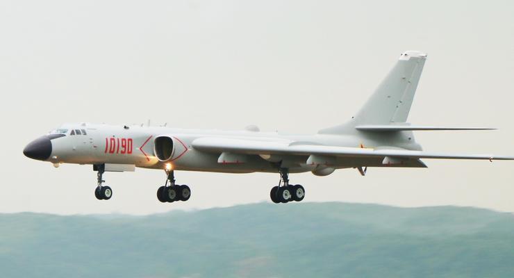 Китай привел бомбардировщики в боевую готовность - CNN