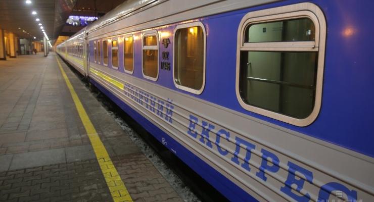 В поезде Киев-Хмельницкий обнаружили мертвого мужчину