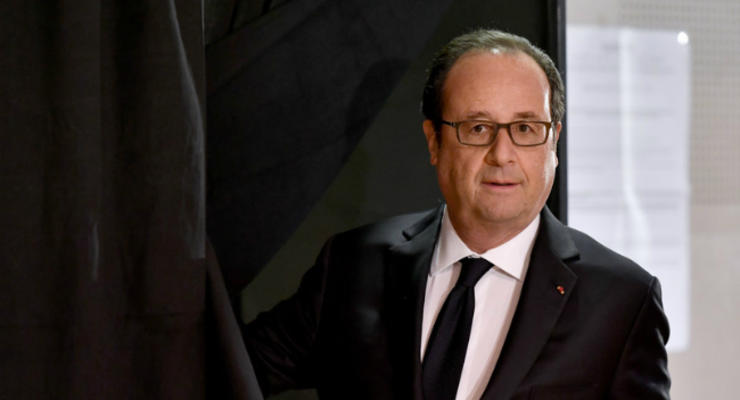 Олланд назвал Ле Пен угрозой для Франции