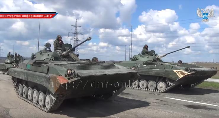 Боевики ДНР провели репетицию "парада победы"