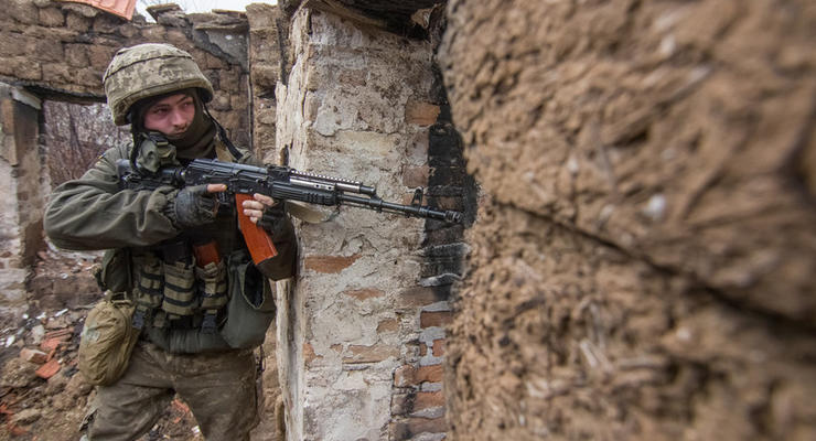 На Донбассе во время дуэли снайперов ликвидировали российского наемника - Тымчук