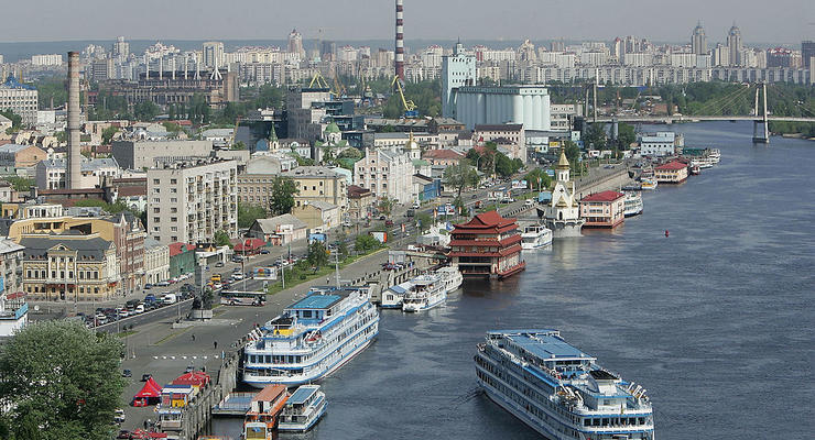 В Киеве сотне домов отключили горячую воду из-за долгов