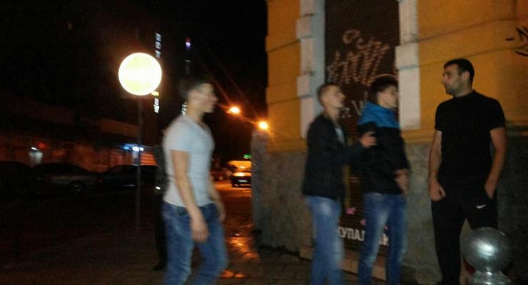 Во Львове произошла массовая драка из-за светофора