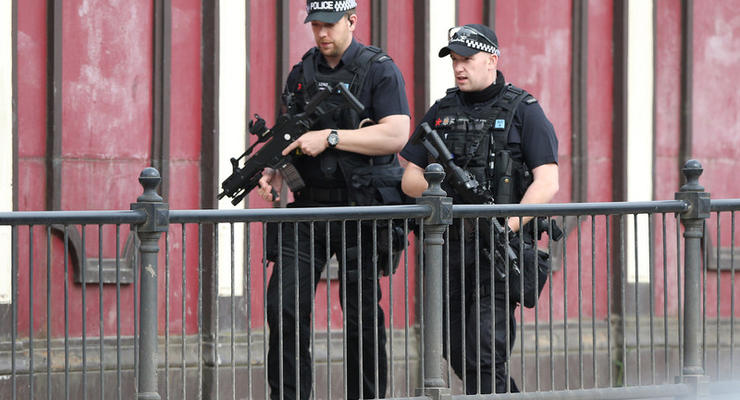 Теракт в Манчестере: полиция задержала подозреваемого