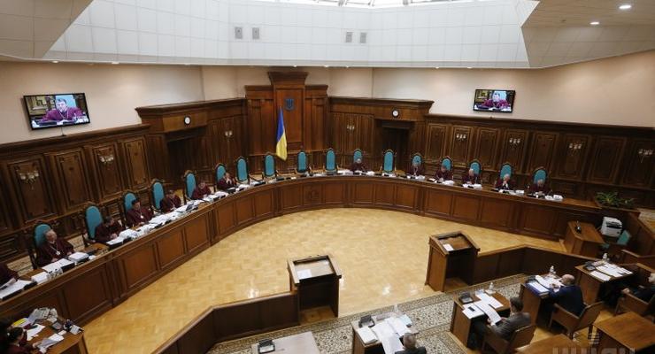 Запрет ВКонтакте обжаловали в Конституционном суде