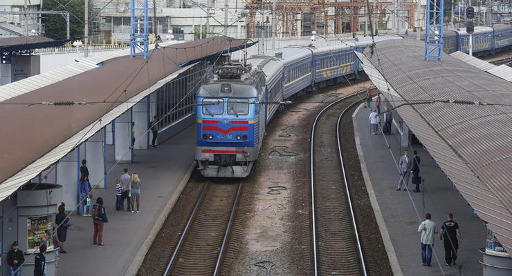 Украина прекратит пассажирское железнодорожное сообщение с Россией – СМИ