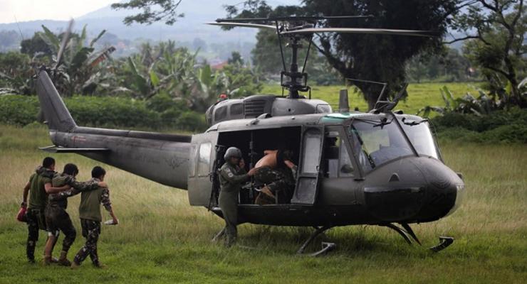 Армия Филиппин ведет бои с исламистами: задействована авиация