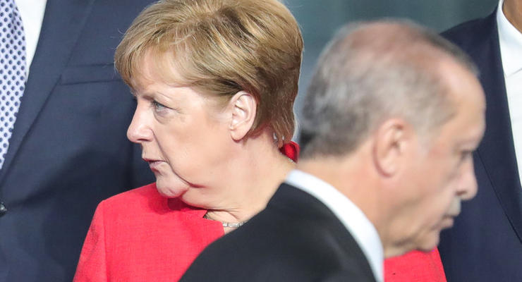 Меркель намерена поставить ультиматум Эрдогану по Инджирлику