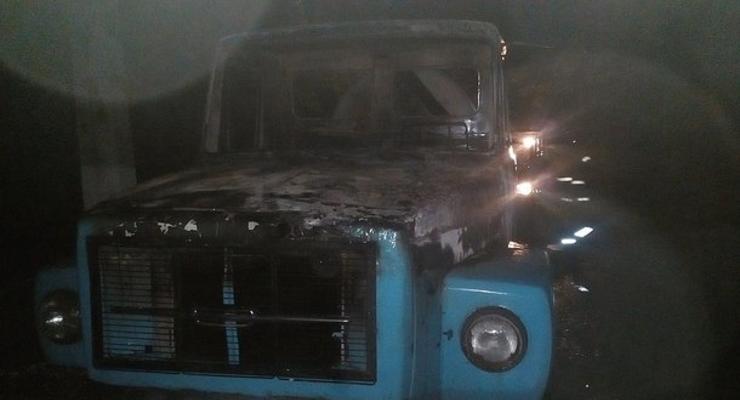 На Донбассе мужчина сгорел в кабине ассенизаторного автомобиля