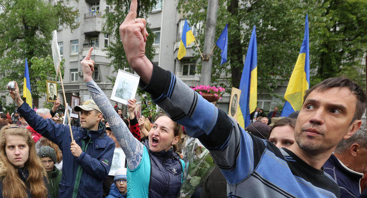 У 66% украинцев за полгода ухудшилось экономическое положение - Рейтинг