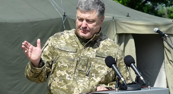 Порошенко об отмене АТО: Украина будет беззащитной